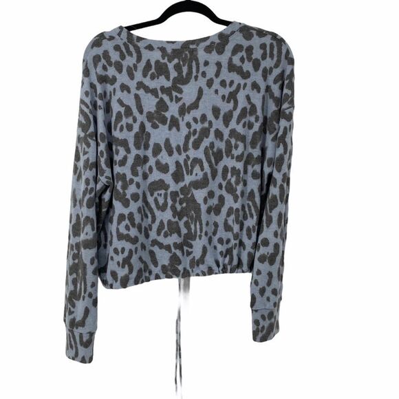 Socialite Blue Gray Leopard Animal Print Top - Picture 5 of 7
